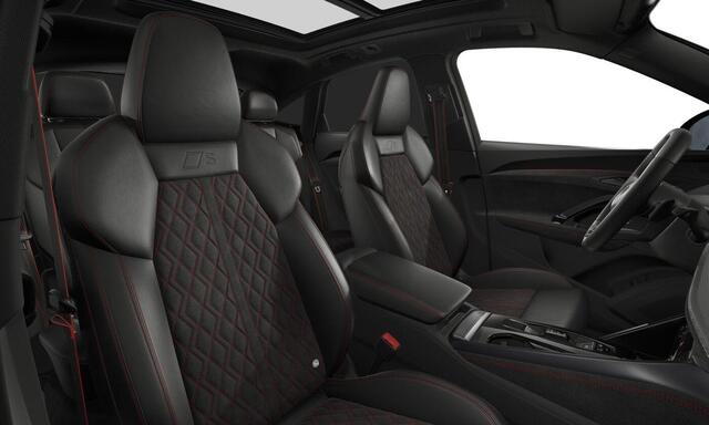 Audi Q5 Sportback e-hybrid quattro 367 PK S edition Competition | Panorama-glasdak | Sportstoelen met stiksel in rood | Trekhaak, elektr. wegklapbaar |