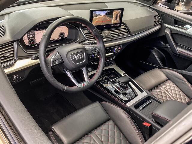 Audi Q5 Sportback 55 TFSIe 367PK S-Edition Competition | PANO | BANG UND OLUFSEN | TREKHAAK | LEDER MET ROOD STIKSEL |