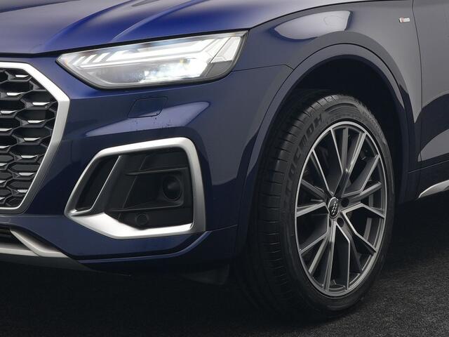 Audi Q5 Sportback 55 TFSI e Quattro S-Line Plug in Hybrid PHEV | Trekhaak af Fabriek | Alcantara Sportstoelen Verwarmd | Adaptive Cruise | Apple Carplay | Virtual | Navigatie | Camera | DAB |