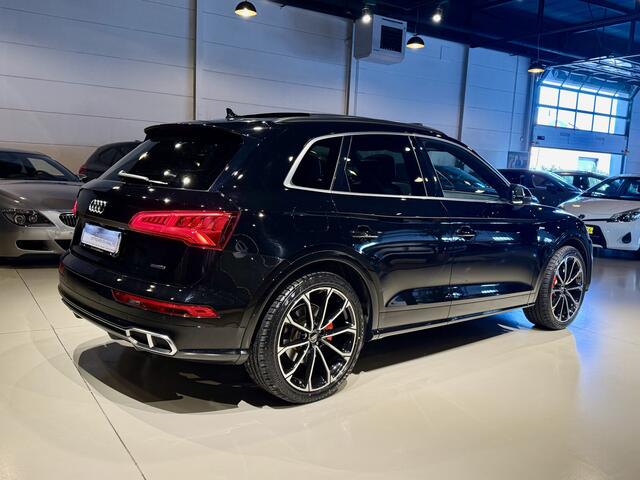 Audi Q5 55 TFSIe Quattro S-Line Pano|Luchtvering|ACC|Camera Zwart