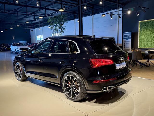Audi Q5 55 TFSIe Quattro S-Line Pano|Luchtvering|ACC|Camera Zwart