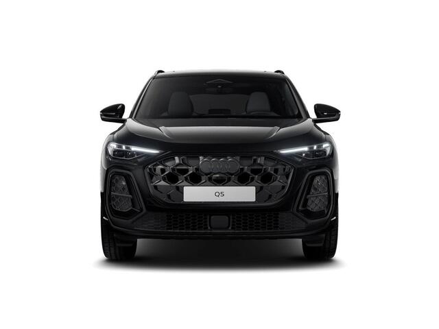 Audi Q5 2.0 TFSI e-hybrid quattro S edition 299 PK · 20" LM Velgen · Tech plus · Glazen panoramadak · Elek. wegklapbare trekhaak