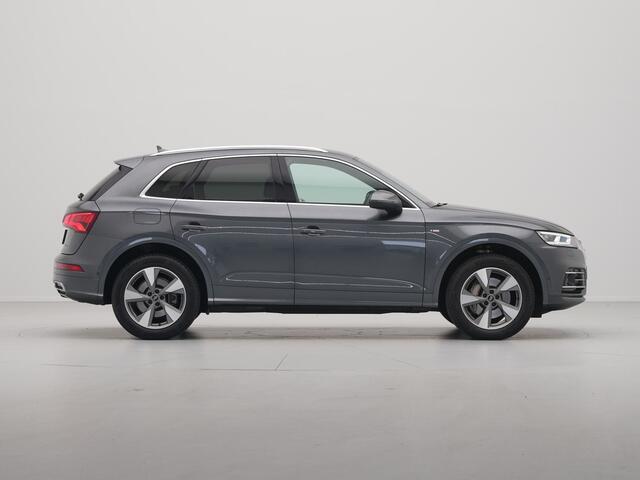 Audi Q5 50 TFSI e 300pk quattro S-Line edition Navigatie Wegkl. trekhaak 360 Camera Stoelverwarming