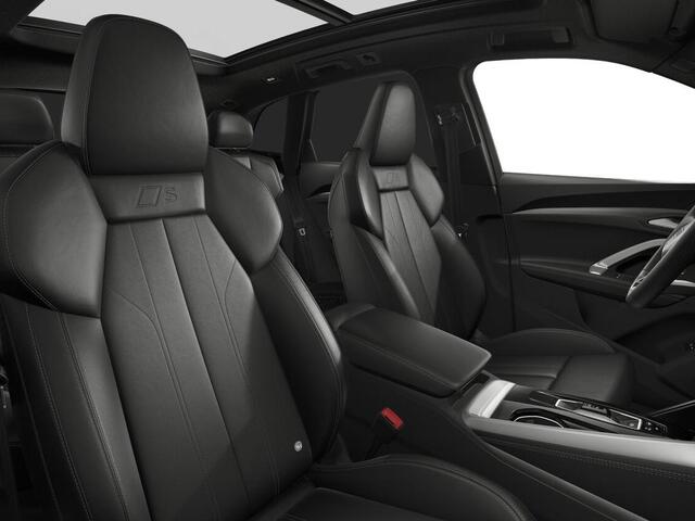 Audi Q5 2.0 TFSI e-hybrid quattro S edition 299 PK · Tech pro · Adaptieve luchtvering · Elek. wegklapbare trekhaak · Glazen panoramadak