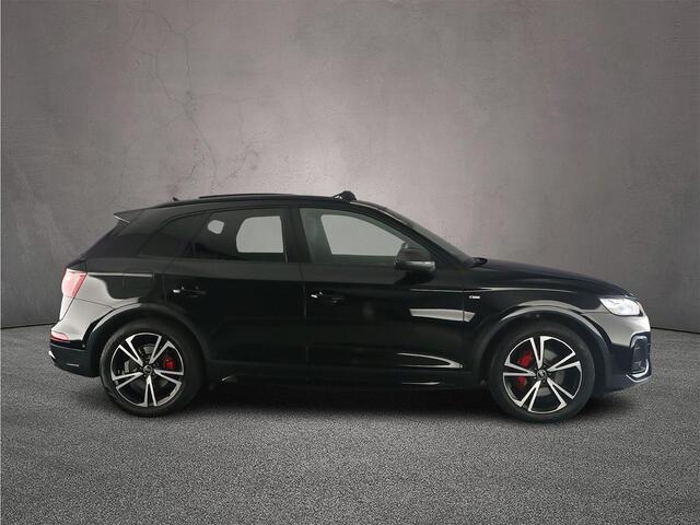 Audi Q5 55 TFSI e S edition | Trekhaak | Luchtvering | Pano | Headup | Carbon | B&O | Matrix | ACC | 360 Camera |