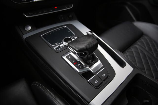 Audi Q5 55 TFSI e quattro Competition , Panoramadak, Trekhaak, Bang&Olufsen,