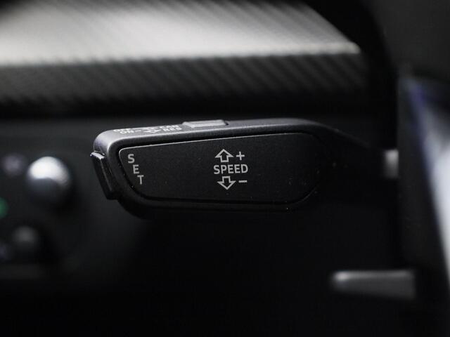 Audi Q5 2.0 TFSI/252PK quattro Sport S Line Black Edition · Panoramadak · Camera · Apple/Android Car Play · Head-up display · Stoelverwarming · Leder/Alcantara · 22"LM