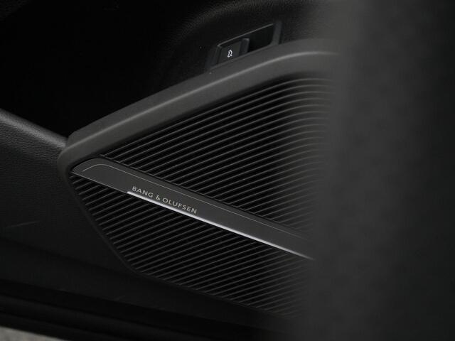 Audi Q5 Sportback 40 TFSI 204 pk S-tronic S edition | Panoramadak | Trekhaak | Demperregeling | Matrix LED | Bang & Olufsen | Rondomzicht camera