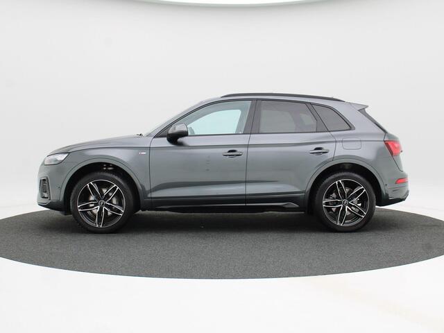 Audi Q5 50 TFSi e 299 Pk Automaat S-Line Competition | Panoramadak | B&O | 360° Camera | Adaptive Cruise | Trekhaak | LED | 20 Inch | 19.862 Km!!