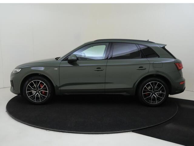 Audi Q5 50 TFSI e S edition Competition | Luchtvering | Trekhaak | LED matrix verlichting | Stoelverwarming voor en achter | Virtual cockpit Plus | Adaptieve cruise control | CarPlay |
