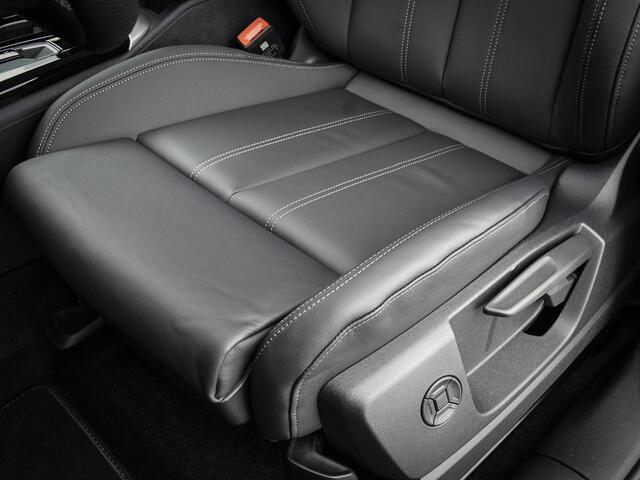 Audi Q5 2.0 TFSI e-hybrid quattro S edition 299 PK · Tech pro · Adaptieve luchtvering · Elek. wegklapbare trekhaak · Glazen panoramadak