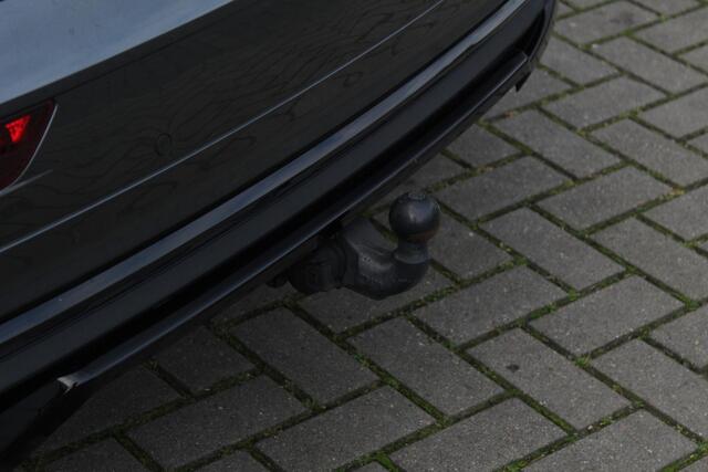 Audi Q5 50 TFSI e S line edition Competition | Panorama Dak | Leer | Trekhaak | Stoelverwarming | Elektrisch Achterklep