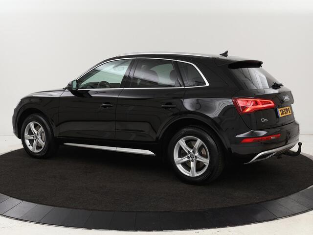 Audi Q5 2.0 TDI quattro Sport | Leder | Stoelverwarming | Trekhaak | Virtual Cockpit | Navigatie | Keyless | Xenon | Elektrische stoelen | Climate control | Parkeerhulp | Cruise control
