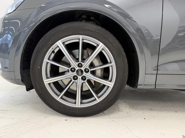 Audi Q5 50 TFSI e S edition | Luchtvering | Trekhaak | Panoramadak |