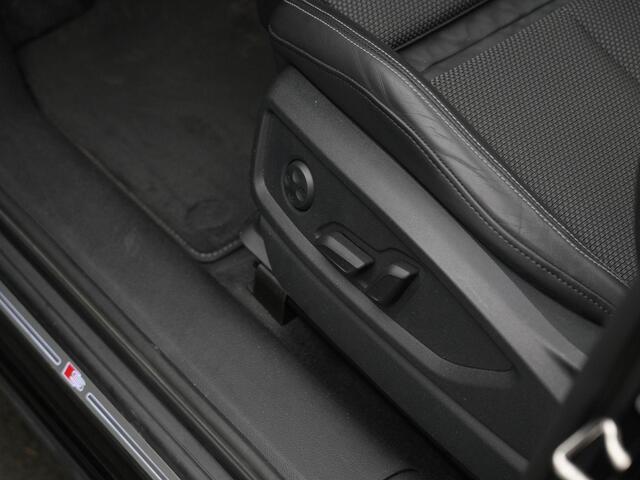 Audi Q5 50 TFSI e 299 pk S-tronic quattro S-Line | Panoramadak | Trekhaak | Geheugenstoel | Matrix LED | Achteruitrijcamera