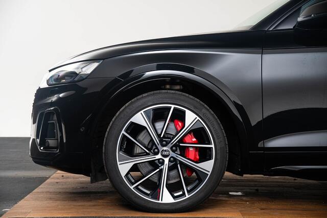 Audi Q5 SQ5 3.0 TDI SQ5 quattro Trekhaak - Panoramadak - Head up - B&O - Sportstoelen - Interieurvoorverwarming - Adaptive air suspension Sport - Optiekpakket zwart plus - Privacy Glas - Zonwering -