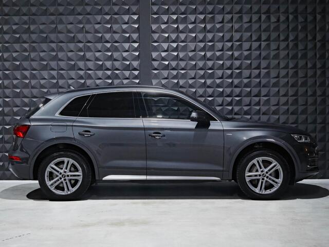 Audi Q5 50 TFSI e quattro S edition | Pano | Matrix |Side | Amb 30 kleurig |Tour | Stad |