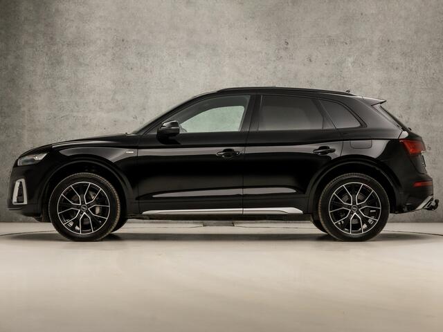 Audi Q5 50 TFSI e S edition 367Pk Automaat (FULL OPTION, PANORAMADAK, DIAMOND STITCHING, BEKERHOUDER GEKOELD/VERWARMD, CAMERA, APPLE CARPLAY, TREKHAAK, ADAPTIVE CRUISE, NIEUWSTAAT)
