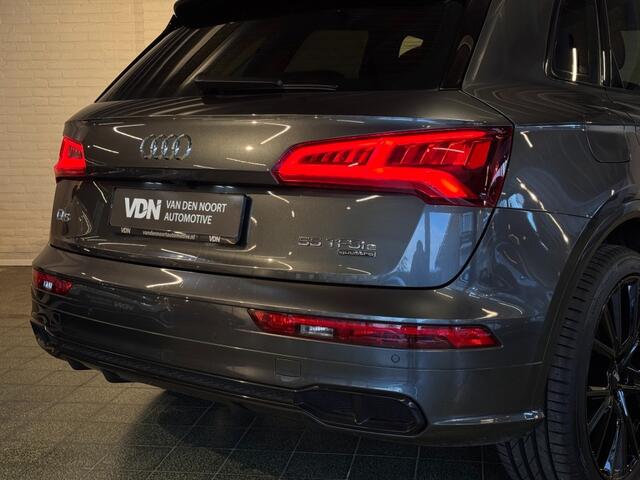 Audi Q5 55 TFSIe Quattro S Line Black Edition 367pk Luchtvering Camera 21''