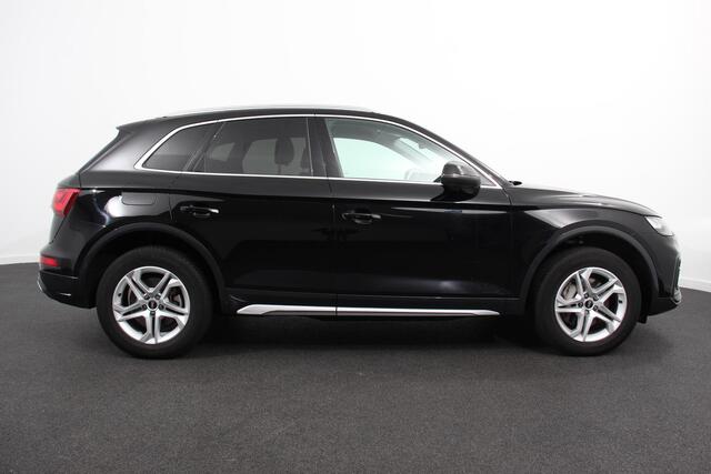 Audi Q5 50 TFSI e quattro PHEV Prestige | Navigatie | Apple Carplay/Android Auto | Adaptive Cruise Control | Parkeersensoren | Camera | Lane Assist | Elektrische achterklep | Matrix | LED koplampen | Dynamische knipperlichten | Inklapbare trekhaak | Virtual Cockp