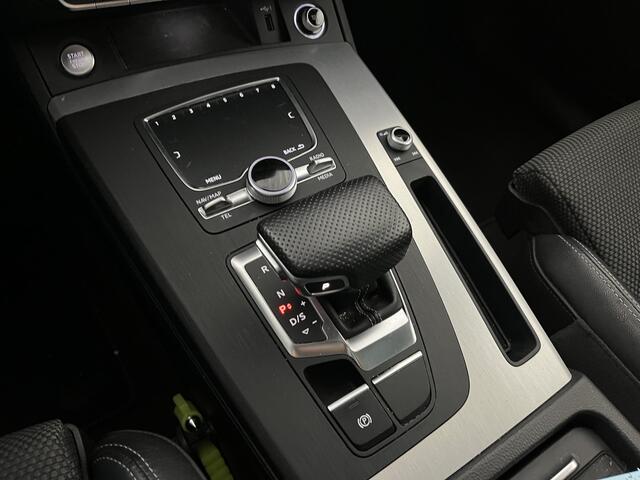 Audi Q5 55 TFSI e quattro Competition / AUTOMAAT/ PANO/ 367 PK/ ELEK.KLEP/ STOELVERWARM./ DODE HOEK/ KEYLESS/ PARK.SENSOR.V+A/ CAMERA/ SMARTPHONE INTERFACE/ VIRTUAL COCKPIT/ ACC/ CLIMA/ DAB/ RIJ-MODI/ NAVI/ LED/ ISOFIX