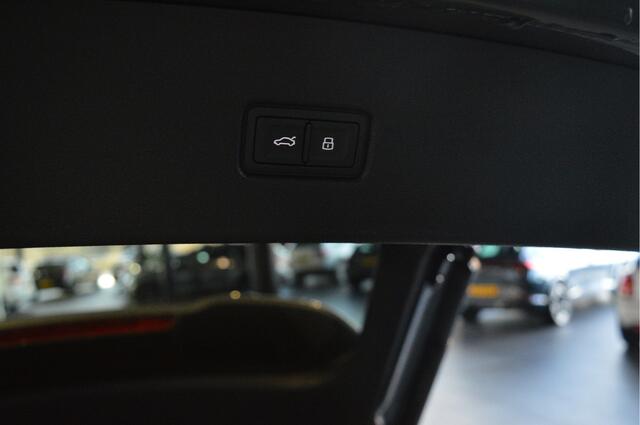 Audi Q5 Sportback 55 TFSI e S-LINE Competition B&O pano leer 21 inch !!