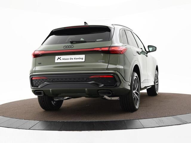 Audi Q5 2.0 TFSI e-hybrid quattro S edition 299 PK · 20" LM Velgen · Tech pro · Adaptieve luchtvering · Elek. wegklapbare trekhaak