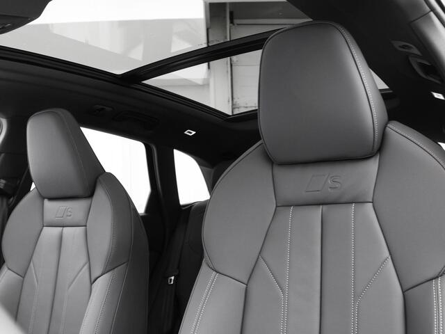 Audi Q5 2.0 TFSI e-hybrid quattro S edition 299 PK · 20" LM Velgen · Tech pro · Adaptieve luchtvering · Elek. wegklapbare trekhaak