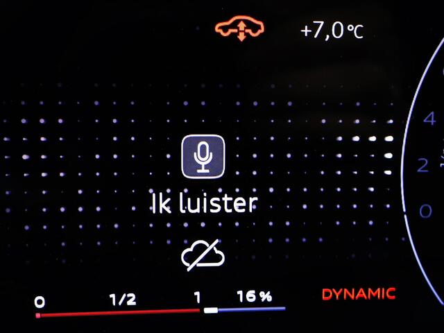 Audi Q5 2.0 TFSI e-hybrid quattro S edition 299 PK · 20" LM Velgen · Tech pro · Adaptieve luchtvering · Elek. wegklapbare trekhaak