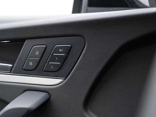 Audi Q5 50 TFSI e 299 pk S-tronic quattro S-Line | Panoramadak | Trekhaak | Fijnnappa leder | Geheugenstoel | Matrix LED | Achteruitrijcamera