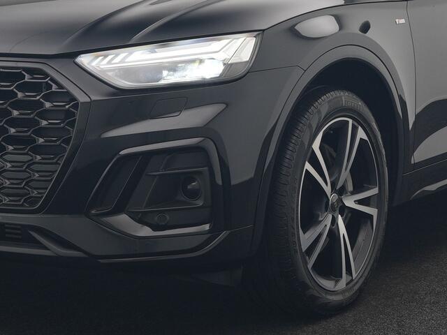 Audi Q5 Sportback 55 TFSI e Quattro 2x S-Line Plug In Hybrid 367pk PHEV | Luchtvering | Sfeerverlichting | Bang & Olufsen | Valcona Sportstoelen Verwarmd | Camera | Apple Carplay | Virtual | Keyless | Navigatie | DAB | 20"L.M |