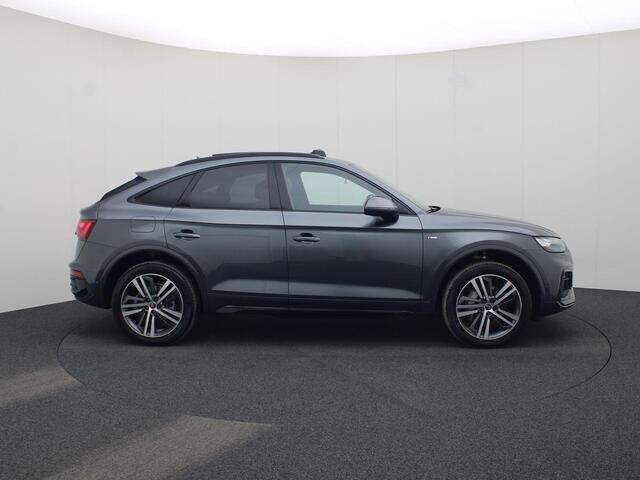 Audi Q5 Sportback 50 TFSIe 220kW/299PK S Line · Panoramadak · Trekhaak · 360°Camera + parkeersensoren · Garantie t/m 31-01-2026 of 120000km