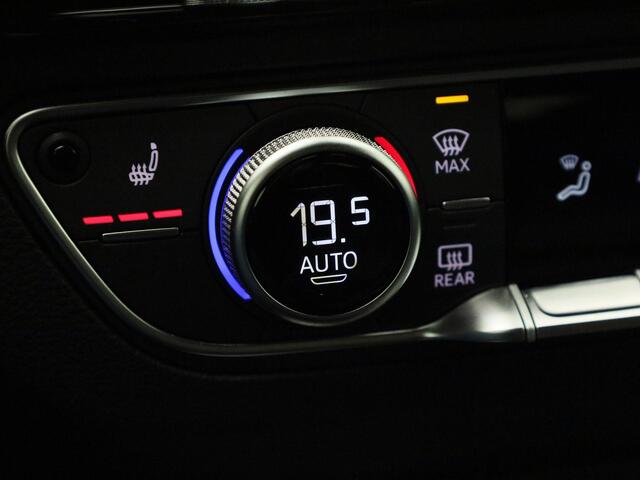 Audi Q5 Sportback 50 TFSIe 220kW/299PK S Line · Panoramadak · Trekhaak · 360°Camera + parkeersensoren · Garantie t/m 31-01-2026 of 120000km