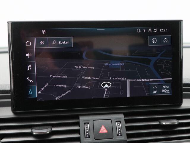 Audi Q5 55 TFSi e 368 Pk Automaat S-Line | Zwart Optiek | CarPlay | Camera | Stoelverwarming | Elektrische Achterklep | 20 Inch | 64.901 Km!!