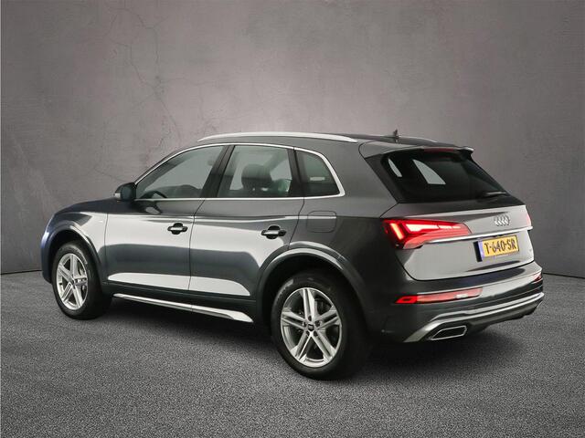 Audi Q5 50 TFSI e S edition | Matrix-led | Achteruitrijcamera | Cruise control | Headup | Audi sound | City | Keyless |