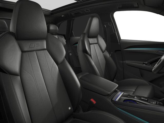 Audi Q5 2.0 TFSI e-hybrid quattro S edition 299 PK Panorama dak · Trekhaak · Luchtvering · Tech Plus