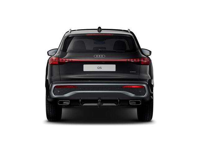 Audi Q5 2.0 TFSI e-hybrid quattro S edition 299 PK Panorama dak · Trekhaak · Luchtvering · Tech Plus
