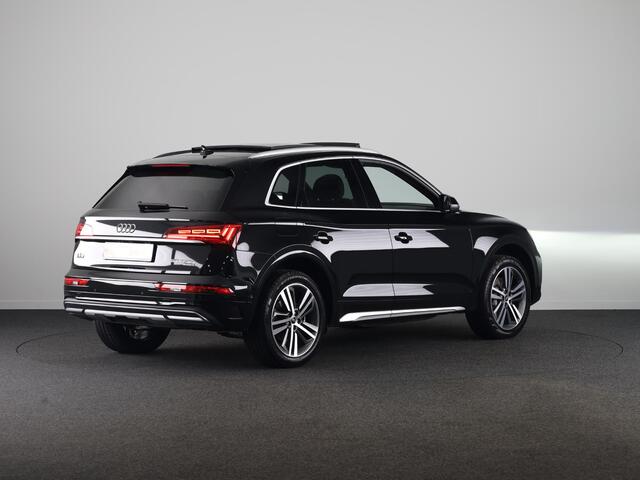 Audi Q5 50 TFSI e Advanced edition 299 pk S-tronic | Navigatie | Panoramadak | Parkeersensoren (Park assist) | Rondomzicht camera | Lederenbekleding | Stoelverwarming |