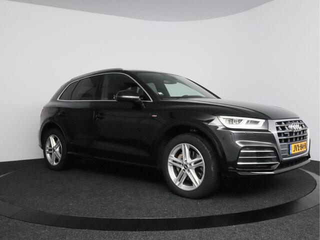 Audi Q5 50 TFSI e quattro S-line | Glazen schuif-kanteldak | Achteruitrijcamera |