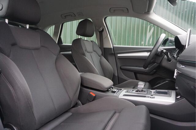 Audi Q5 55TFSI e Quattro S-Line + Navi/ LED/ Cruise/ Plug-in Hybid/ Sportstoelen/ Schitterend!/ Garantie!
