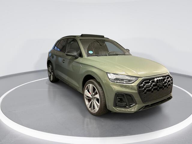 Audi Q5 55 TFSIe 367pk S-tronic Quattro Competition · Panoramadak · 360 Camera · Wegklapbare Trekhaak · Alarm · Dodehoeksensor · Matrix LED · 21'' Inch · Garantie t/m 24-06-2030 of 100.000km