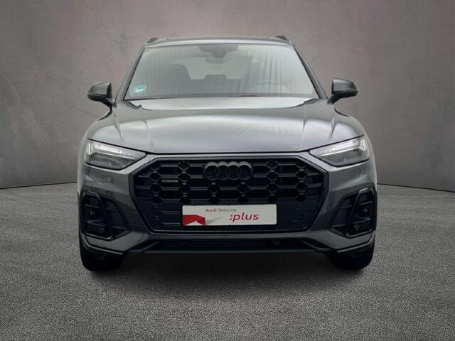 Audi Q5 50 TFSI e S edition Competition | Luchtvering | Pano | City | Tour | Matrix-led | Achteruitrijcamera | Audi Sound |