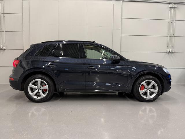 Audi Q5 2.0 TFSI quattro Sport PANO/TREKHAAK/LUCHTVERING/HEAD-UP/VOL-LEER/KEYLESS/CAMERA/STOEL+STUURVERW/BLACK-OPTIC/ELECTR.A.KLEP/VOLLEDIGE ONDERHOUDS HISTORIE