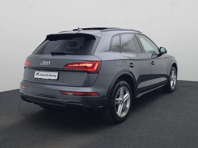 Audi Q5 50 TFSIe 220kW/299PK S Line · Panoramadak · Apple/Android Car Play · Adaptive Cruise Control · Leder/stof · Drive select