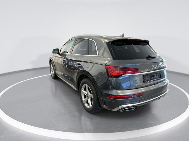 Audi Q5 55 TFSIe 367pk S-tronic S edition · Camera · Luchtvering · Wegklapbare Trekhaak · Elek. Voorstoelen · Cruise Control · 18'' Inch · Apple/Android Car Play ·