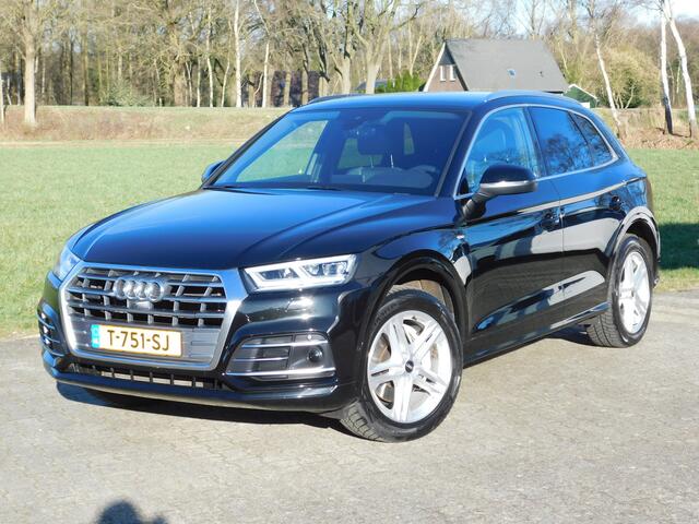 Audi Q5 55 TFSI e quattro Competition, S-line, 360° Camera, Trekhaak, ACC,