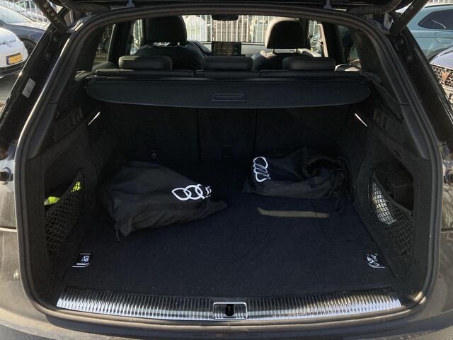 Audi Q5 50TFSIe/299PK S edition · Panoramadak · Camera + parkeersensoren · Head Up Display · Apple/Android Car Play ·