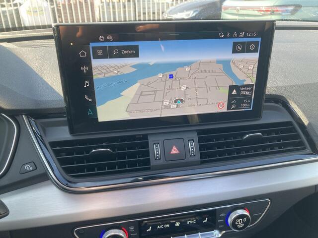 Audi Q5 50TFSIe/299PK S edition · Panoramadak · Camera + parkeersensoren · Head Up Display · Apple/Android Car Play ·