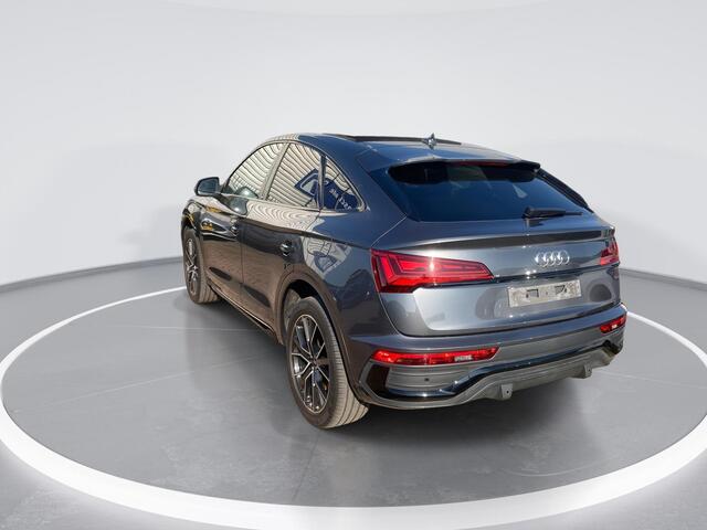 Audi Q5 Sportback 50TFSIe/299PK S-tronic S edition · Panoramadak · Apple/Android Car Play · Camera + parkeersensoren ·