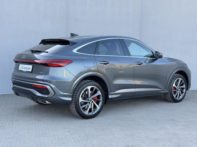 Audi Q5 Sportback 2.0 TFSI e-hybrid quattro S edition Competition / 367 Pk / Nieuw / MY 26 / Fabrieksgarantie t/m 02-2030 & 100.000km / Adaptieve Cruise / Dodehoek / Lederen Bekleding S & Alcantara / Elektr. Stoelen / Elektr. Achterklep / Clima / Audi Sport wiel
